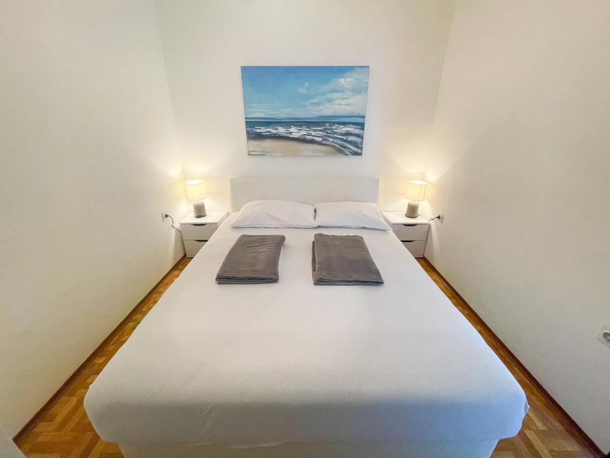Apartmani Irena ยาดราโนโว ภายนอก รูปภาพ