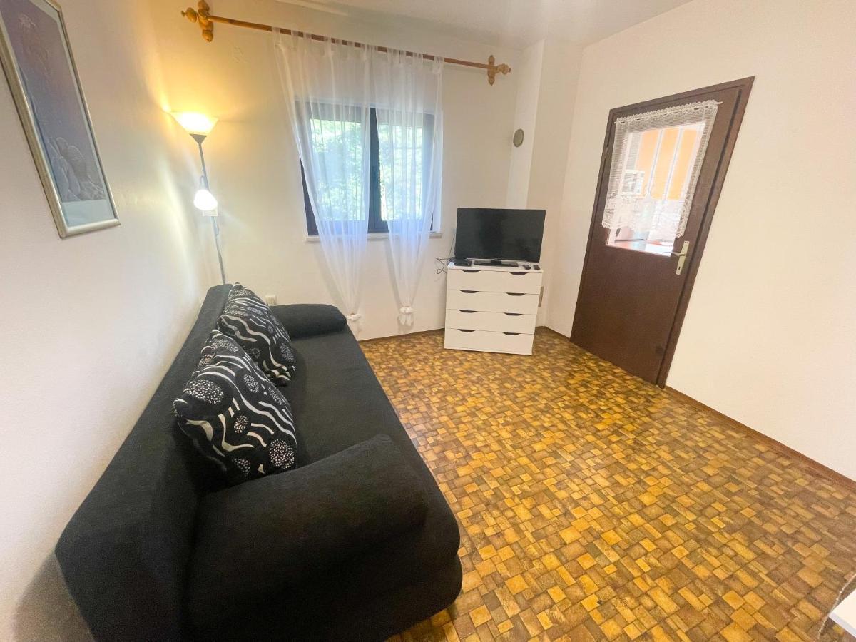 Apartmani Irena ยาดราโนโว ภายนอก รูปภาพ